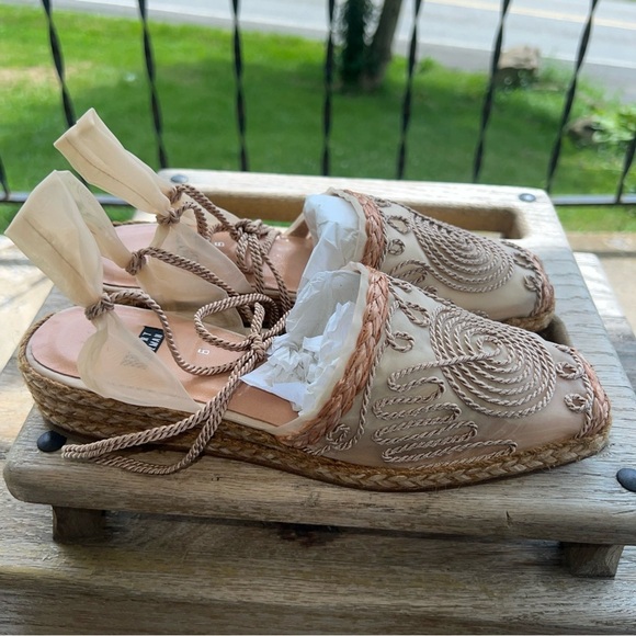 Stuart Weitzman Organza Espadrille Boho Sandals Women’s Size 7B EUC - Picture 6 of 11